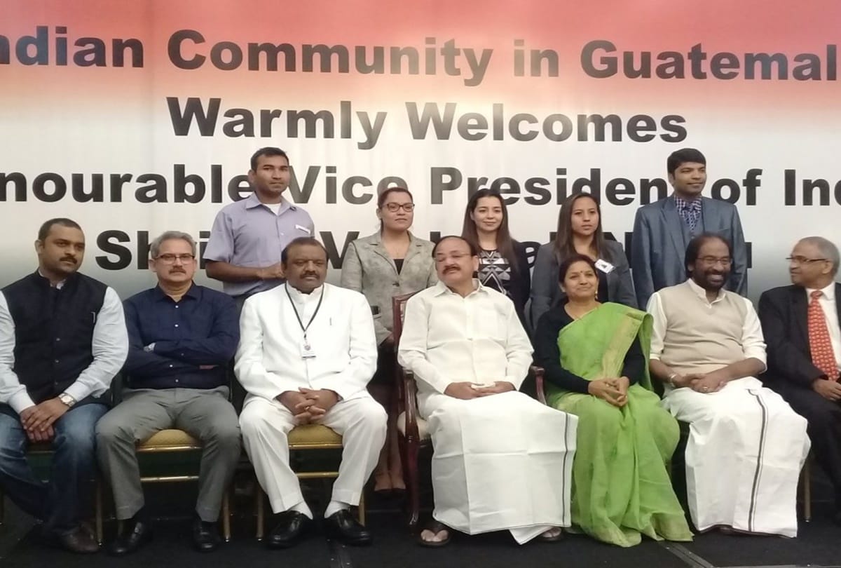 Indian Journalist Vishnudas Chapke travels 35 countries of World