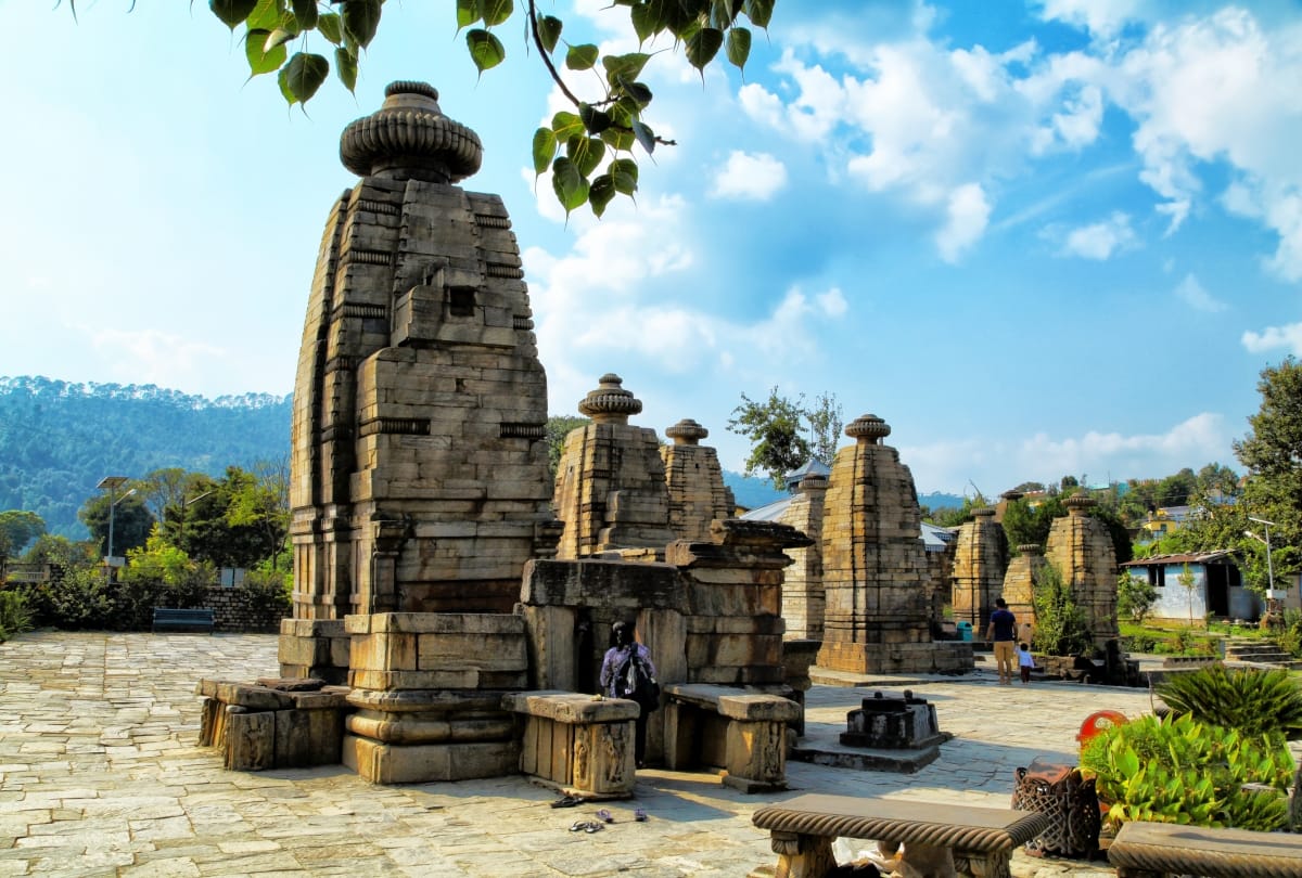 top 5 religious places in Almora Uttarakhand to visit in summer vacation