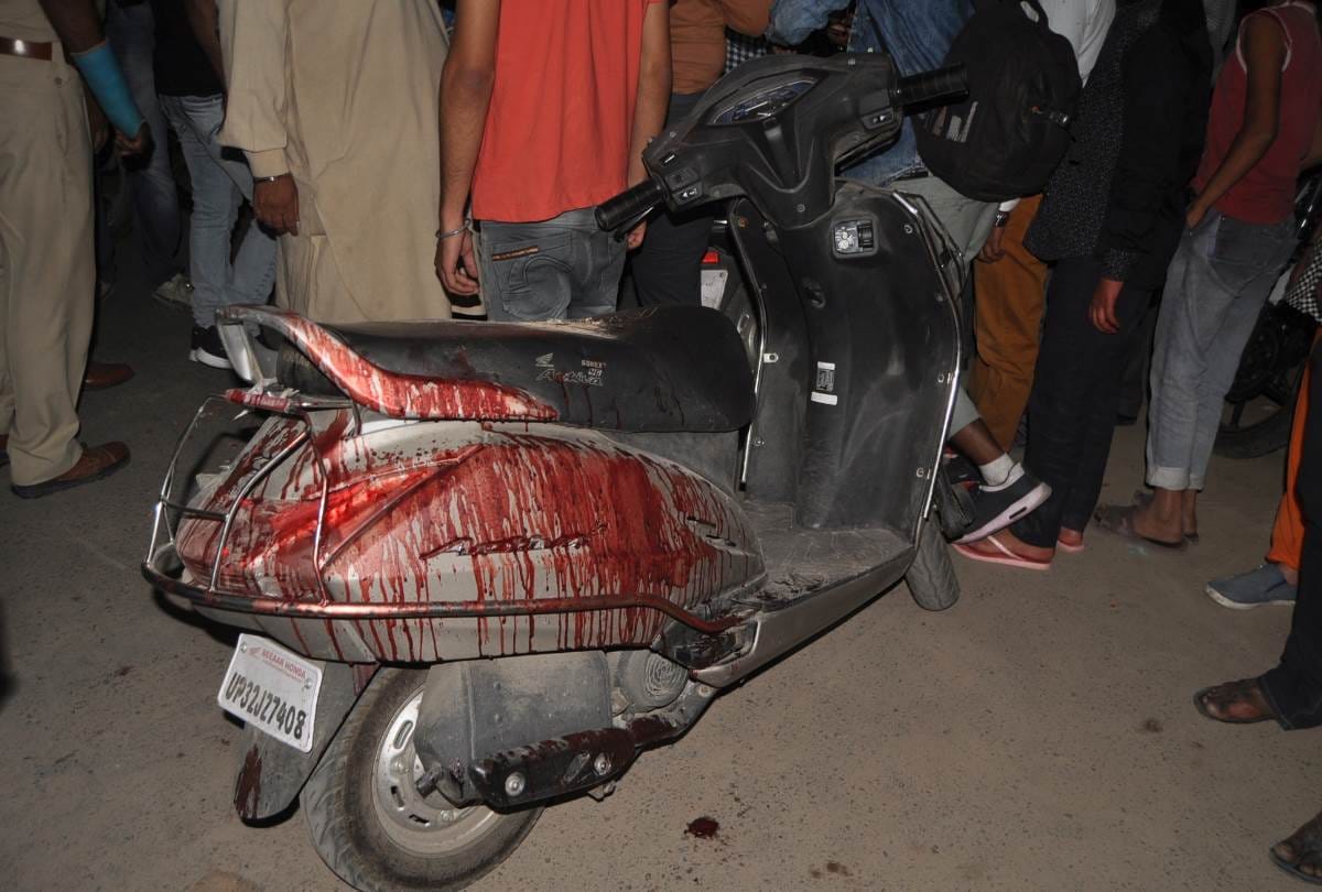 two men shoot a businessman in lucknow
