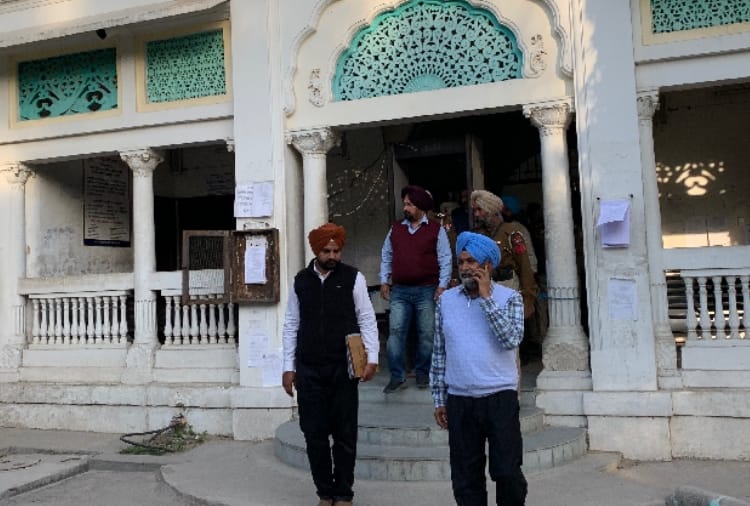 Moga's former SSP Charanjit singh sharma arrested in kotakpura firing case