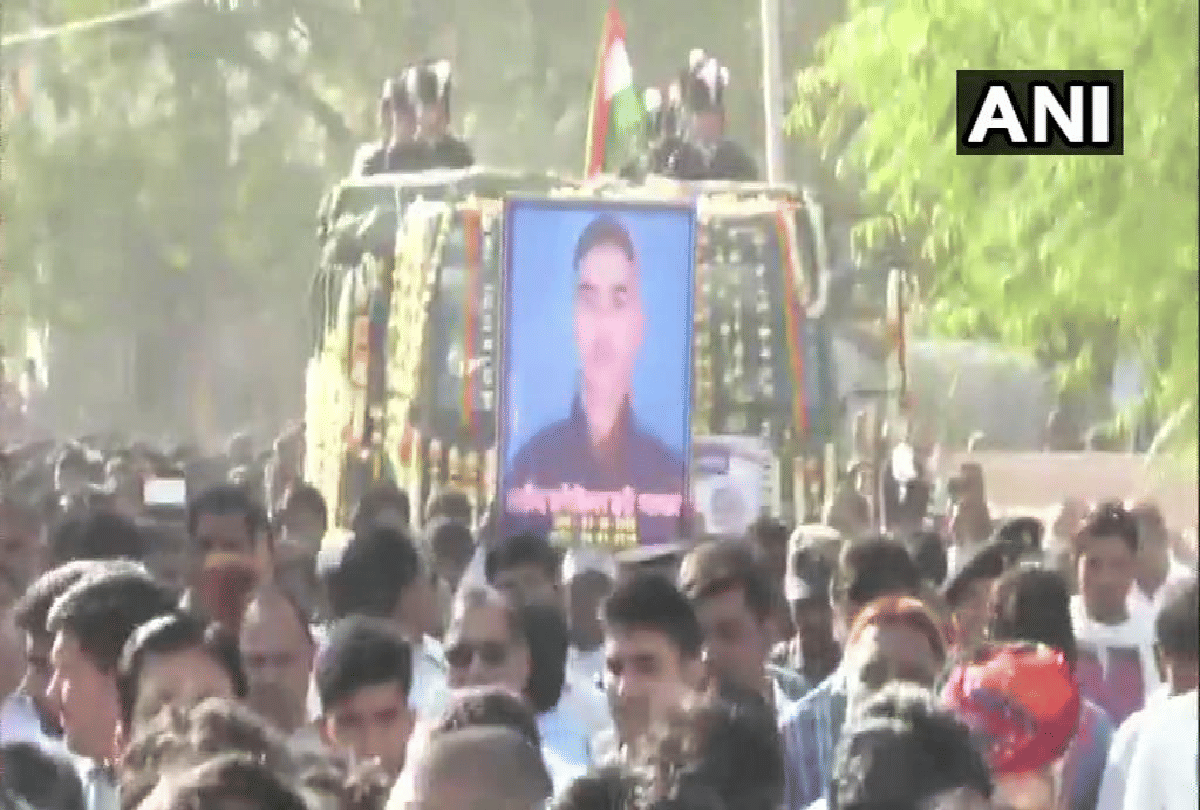 Army jawan Hari Bhakar, who lost his life in ceasefire , brought to his village in Makrana, Nagaur
