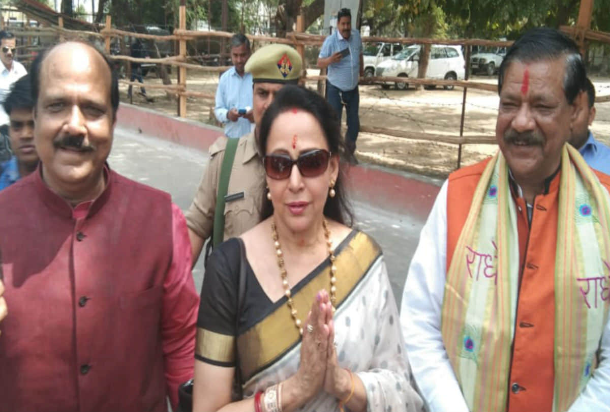 lok sabha elections 2019 hema malini files nominations from mathura seat