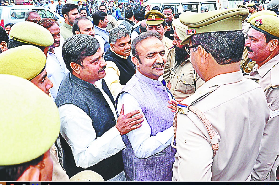 Last day, 16 candidates filed nomination papers.