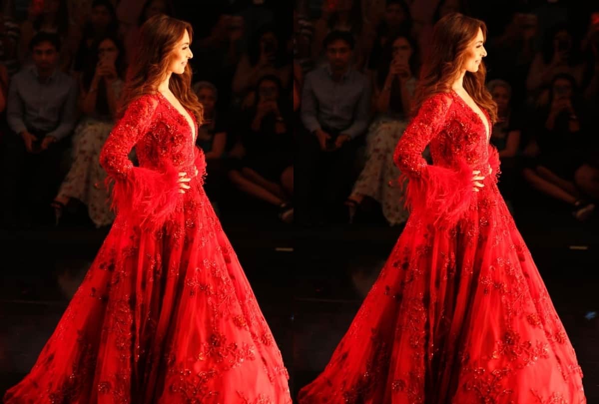 Malaika Arora Khan look drop dead gorgeous in hot red gown