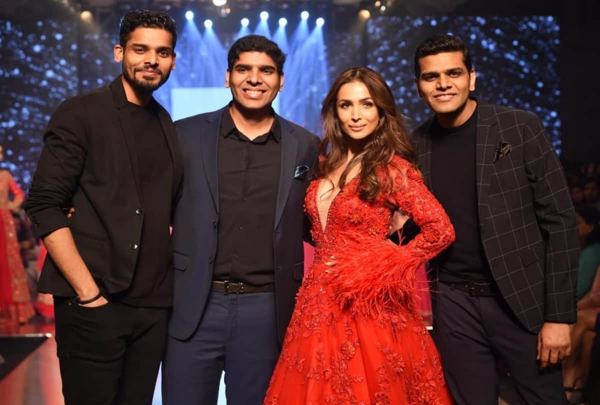 Malaika Arora Khan look drop dead gorgeous in hot red gown