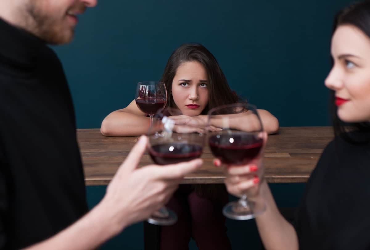 common mistakes which can damage your married life