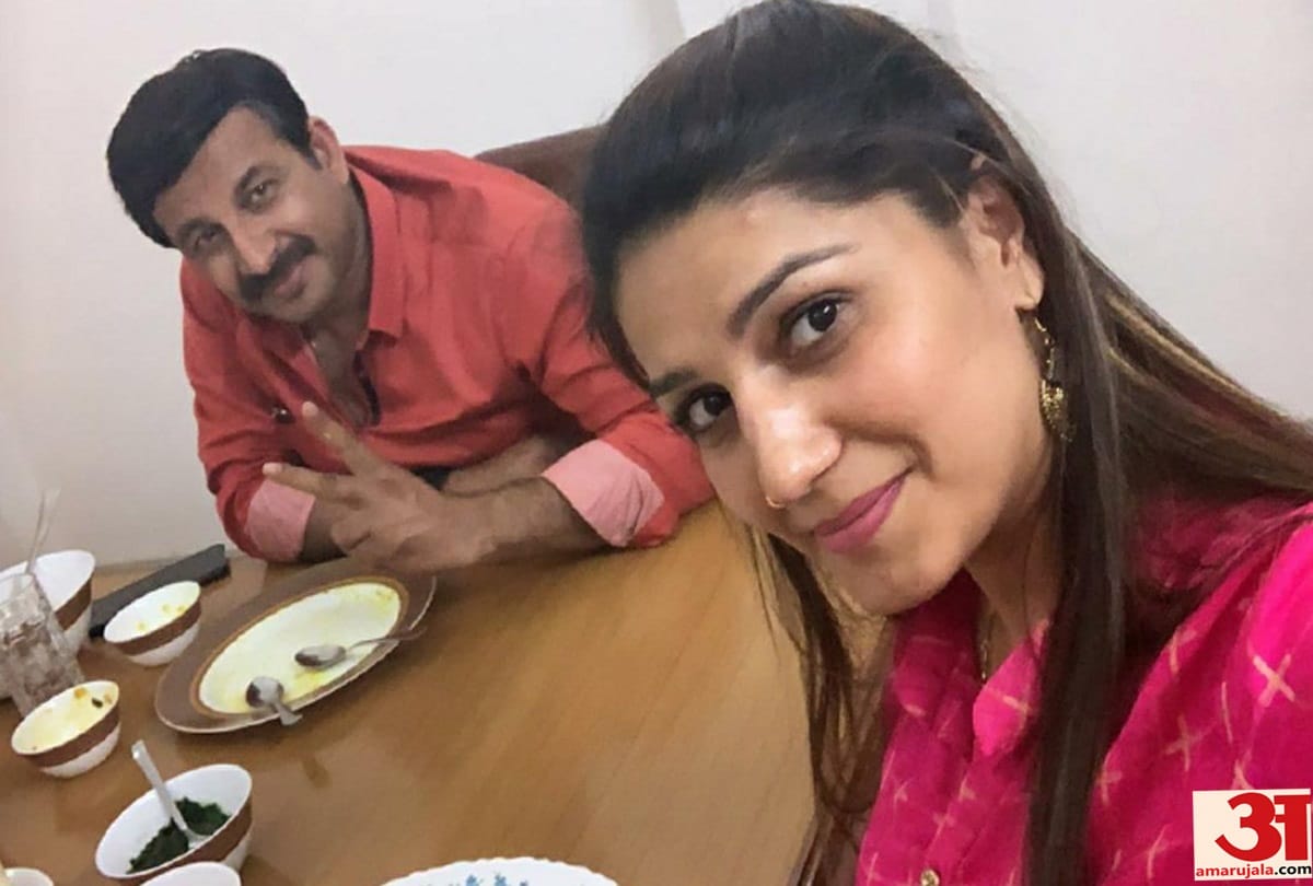 Lok sabha 2019, Sapna chaudhary meets bjp delhi president manoj tiwari