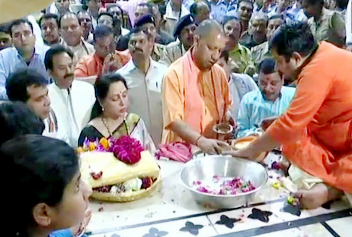 lok sabha elections 2019 hema malini files nominations from mathura seat
