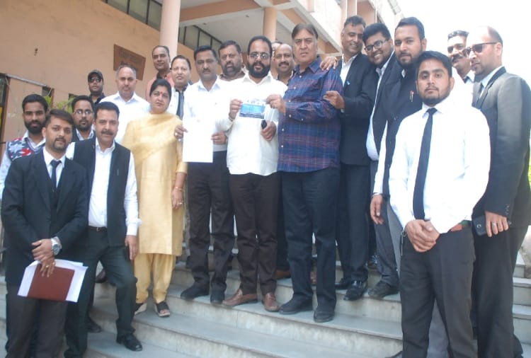BJP leader complaint to election official in ludhiana