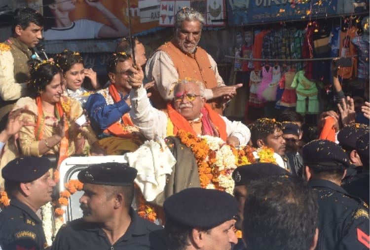 Lok sabha 2019, Haryana CM Manohar lal road show in panipat