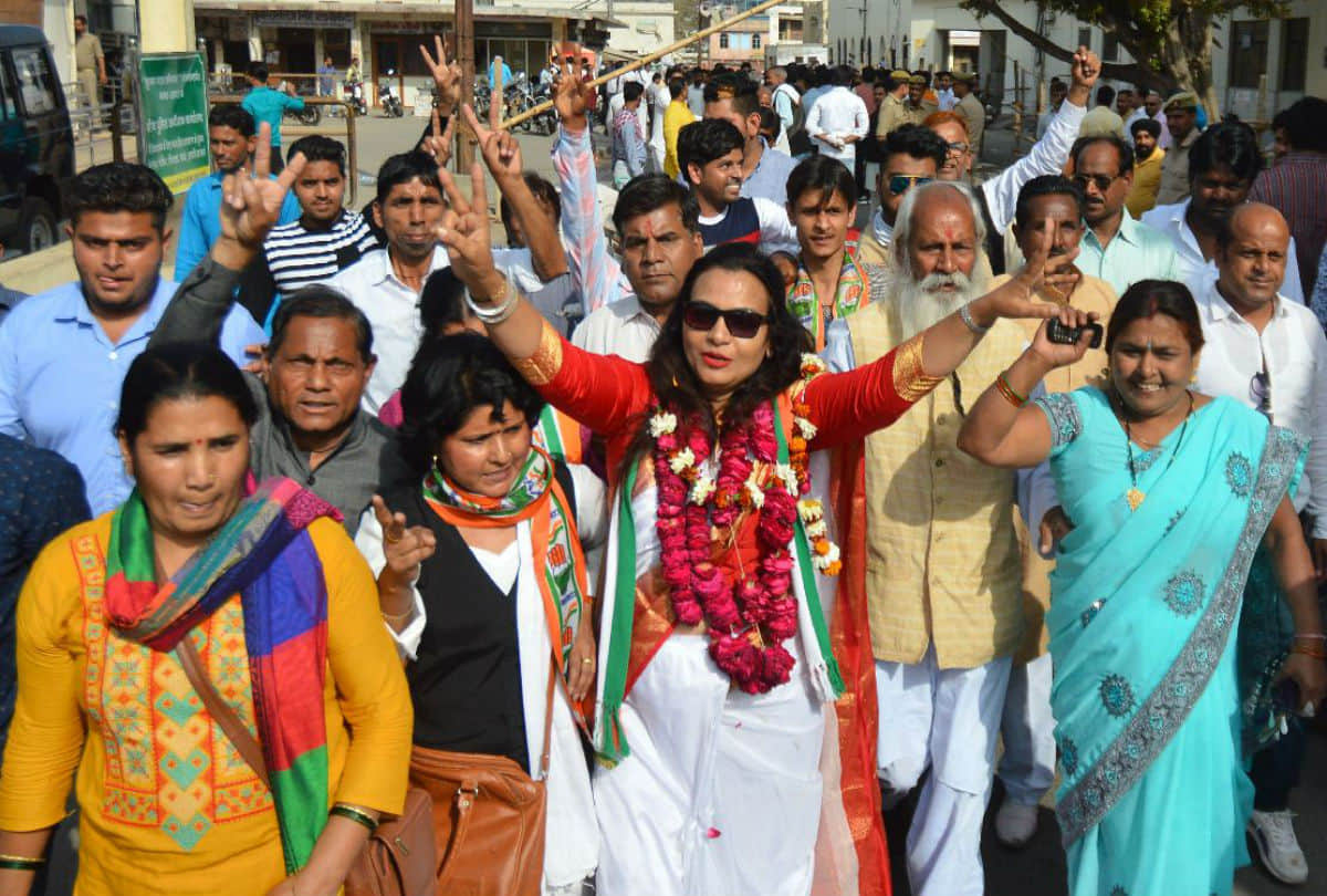 lok sabha elections 2019 nominations for second phase polls in agra