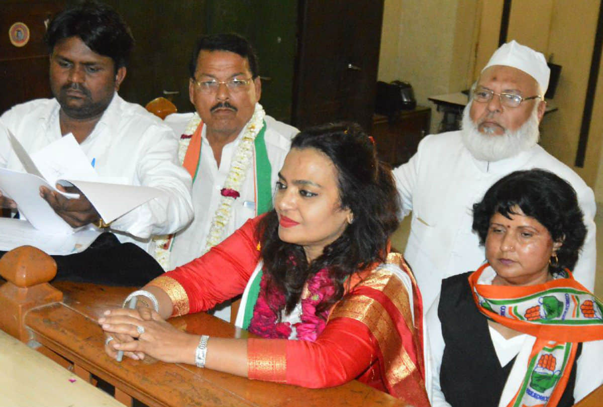 lok sabha elections 2019 nominations for second phase polls in agra