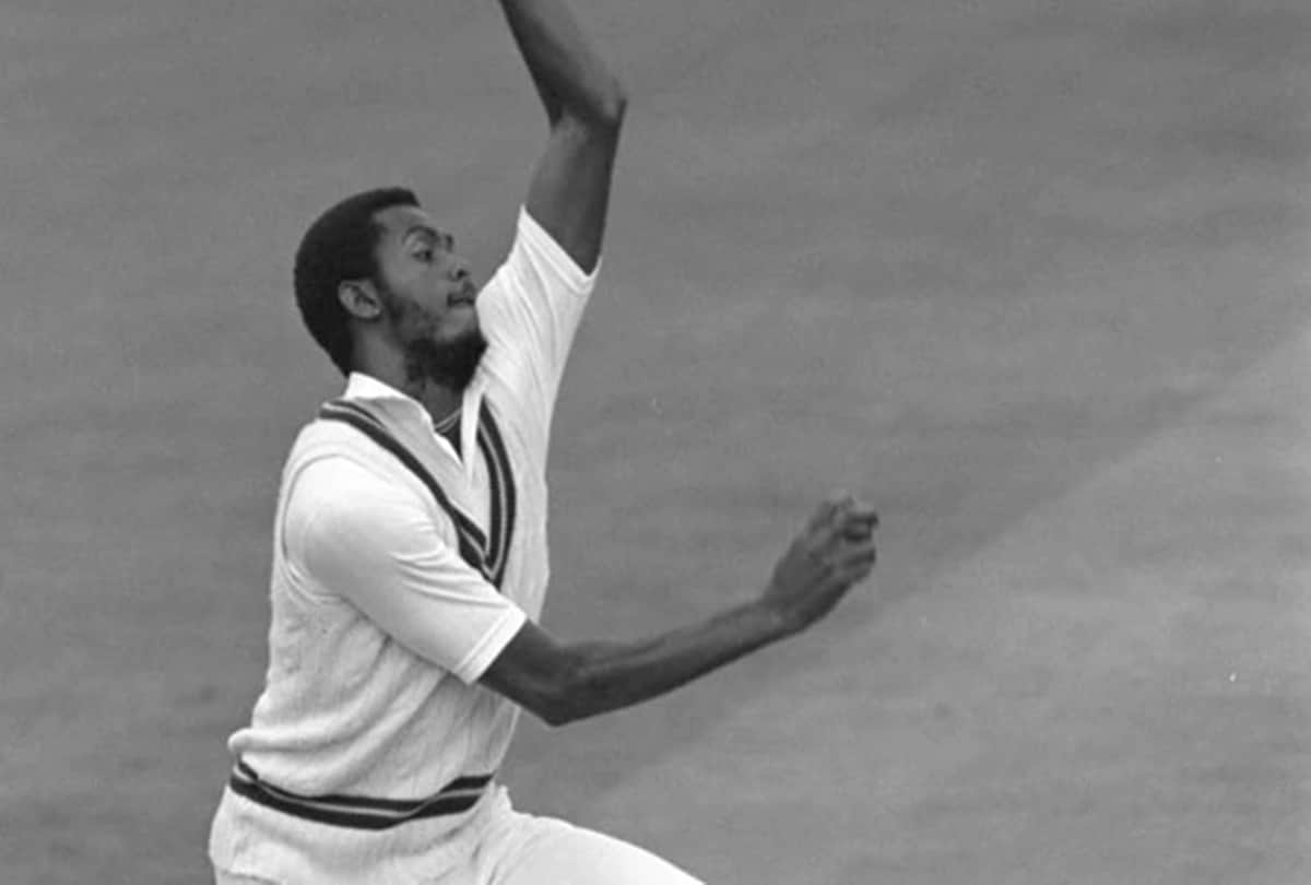 Three fast bowlers who took more than 500 wickets in Tests International