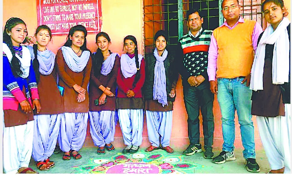 Awakening for voting done through Rangoli in college