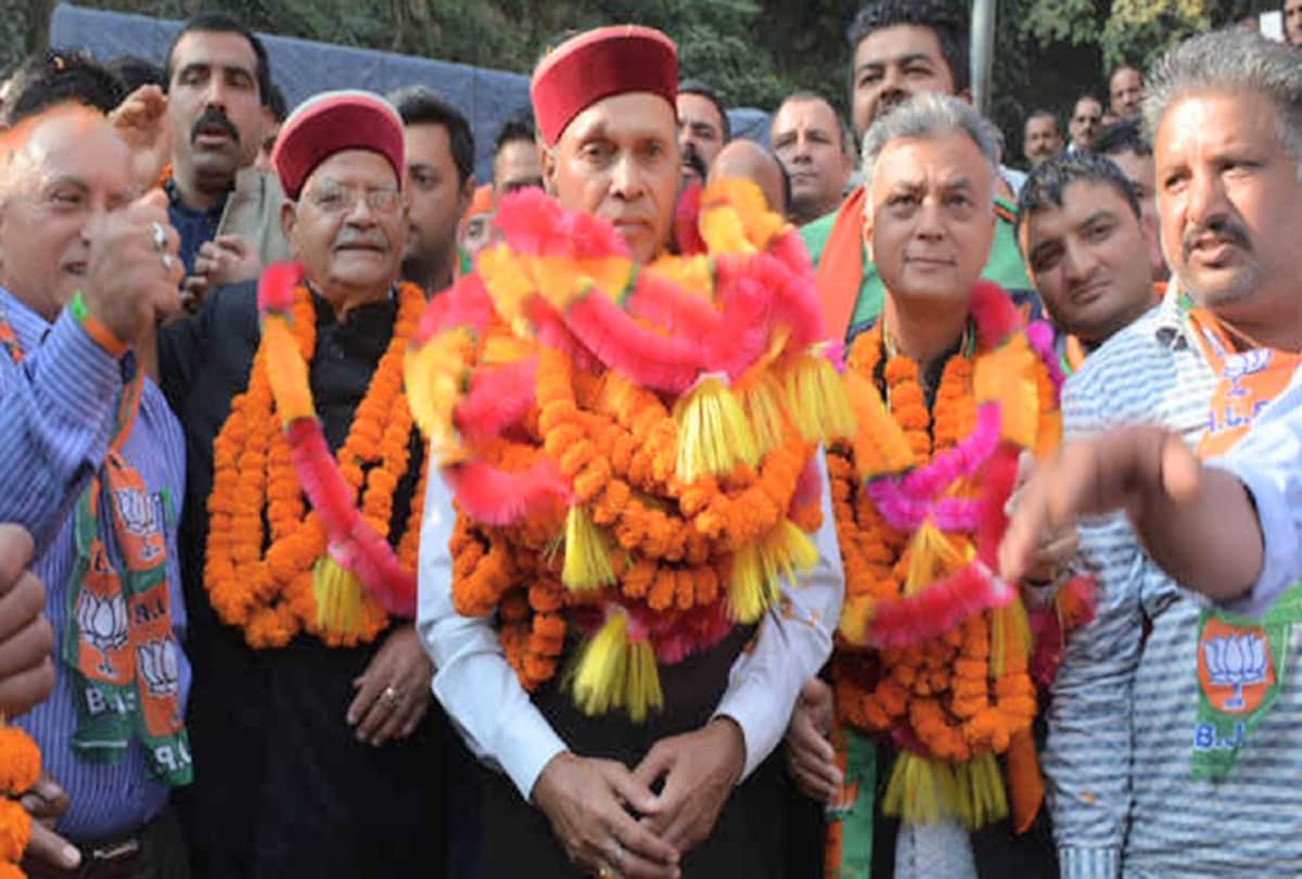 people are not able to accepting unity of virbhadra singh and sukhram