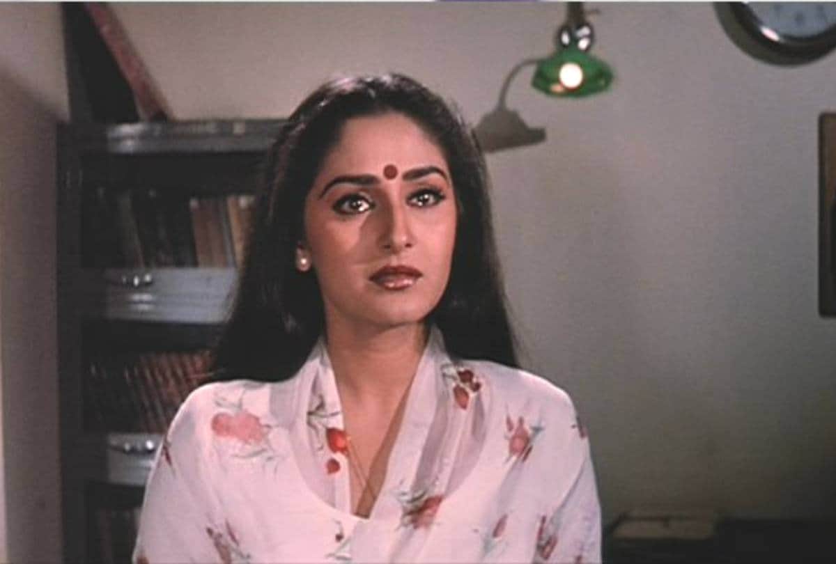 jaya prada joins bjp know about her bollywood life career