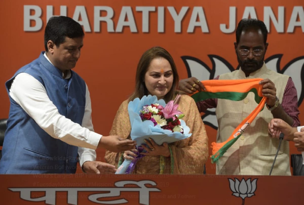Bangladeshi actress Anju Ghosh join Bharatiya Janata Party after Tremendous victory of BJP