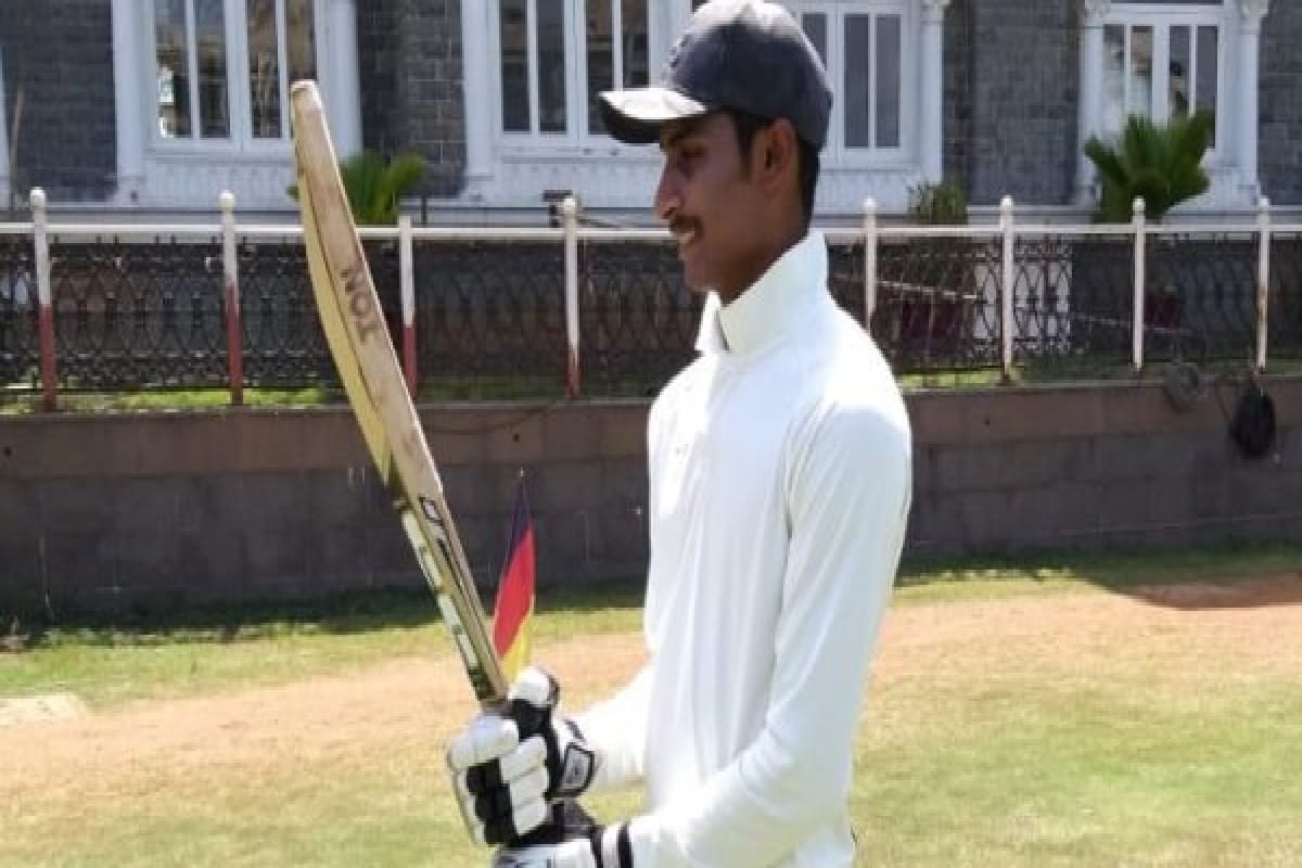 makarand patil hits consecutive 7 sixes in 7 balls