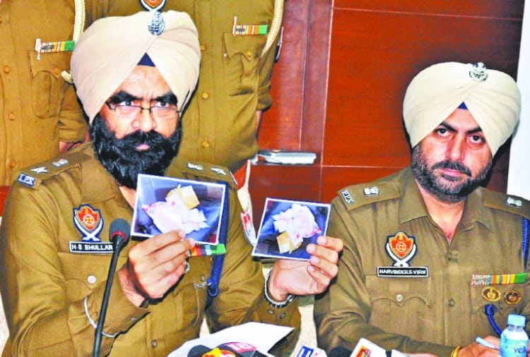 Diamond and gold jewellery around worth Rs 1.58 crores found from car in Mohali