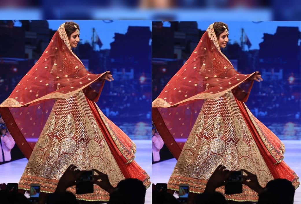 Shweta Bachchan Nanda Becomes Showstopper For Abu Jani and Sandeep Khosla