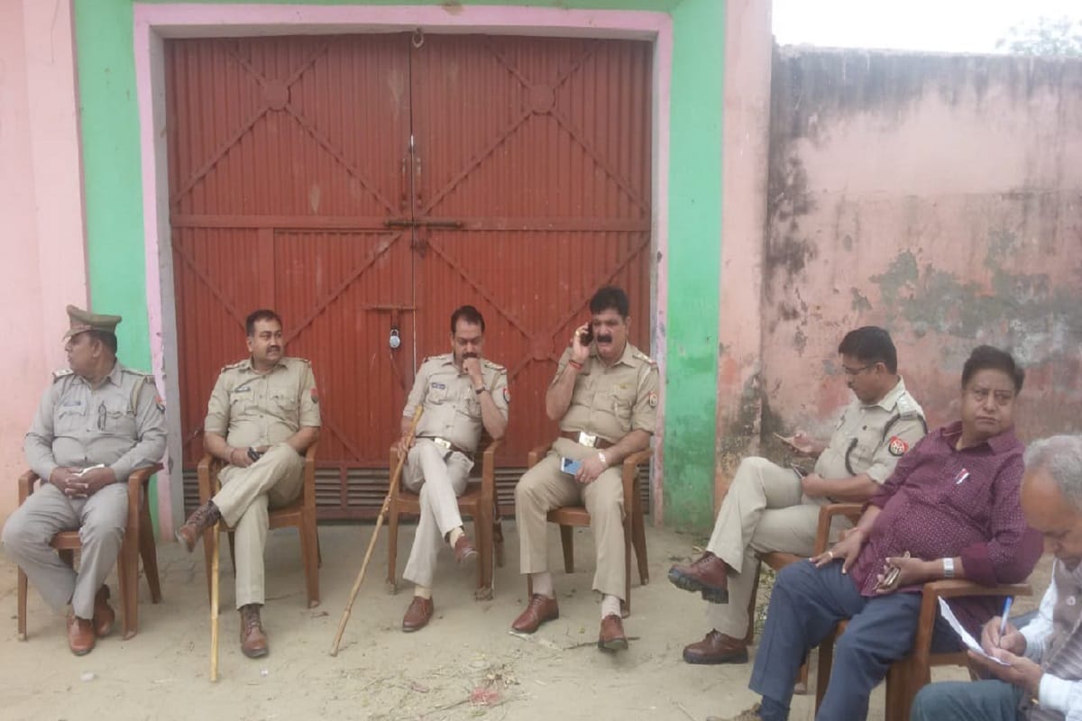 Ambedkar statue damaged in Muzaffarnagar, villagers have ruckus