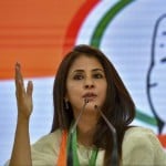 उर्मिला मातोंडकर