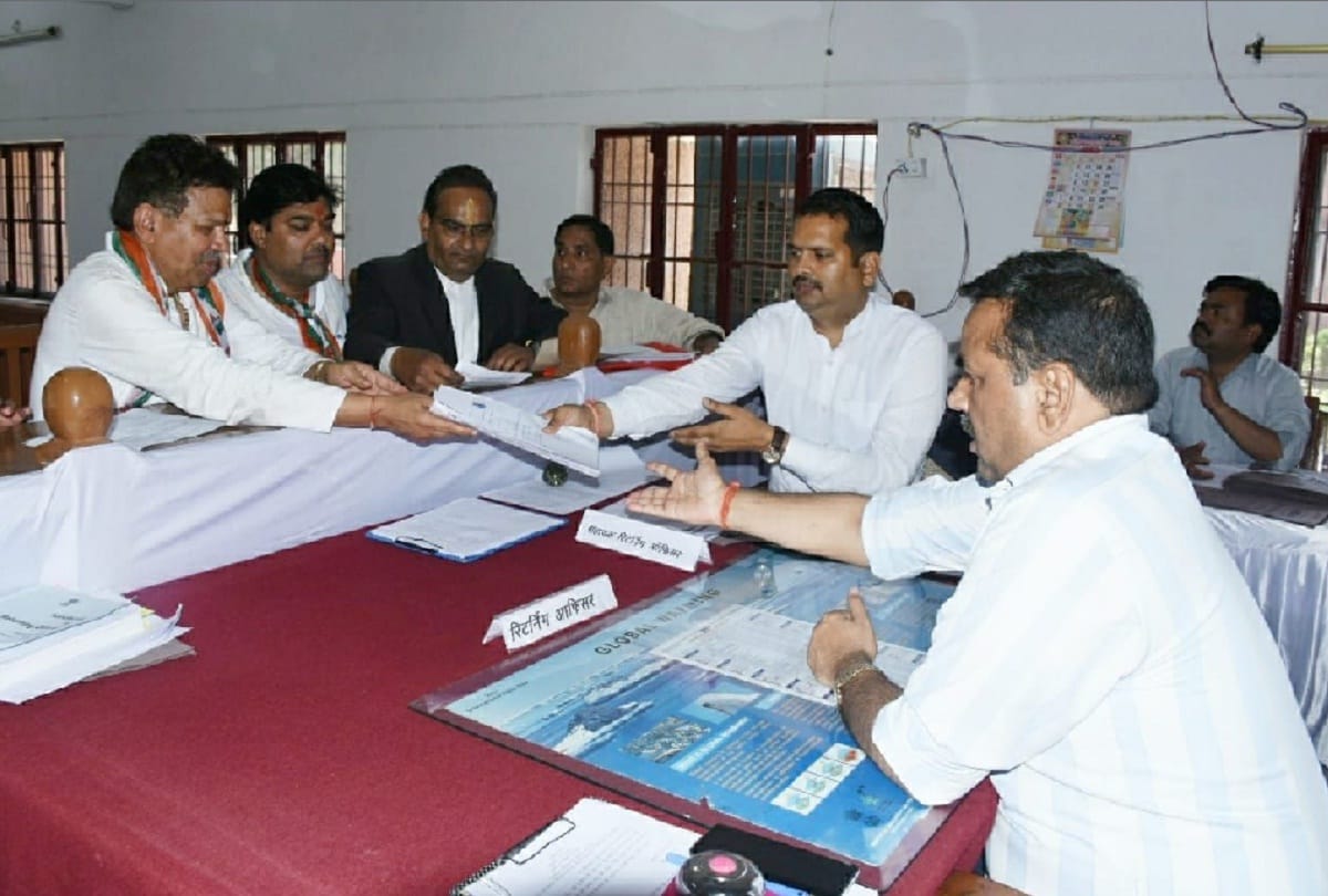17 nominations including Kunwar Narendra Singh and Mahesh Pathak