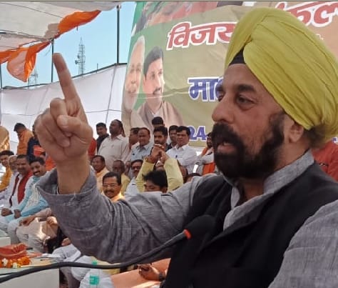 ‘आय से अधिक संपत्ति में मायावती और अखिलेश का जेल जाना तय’