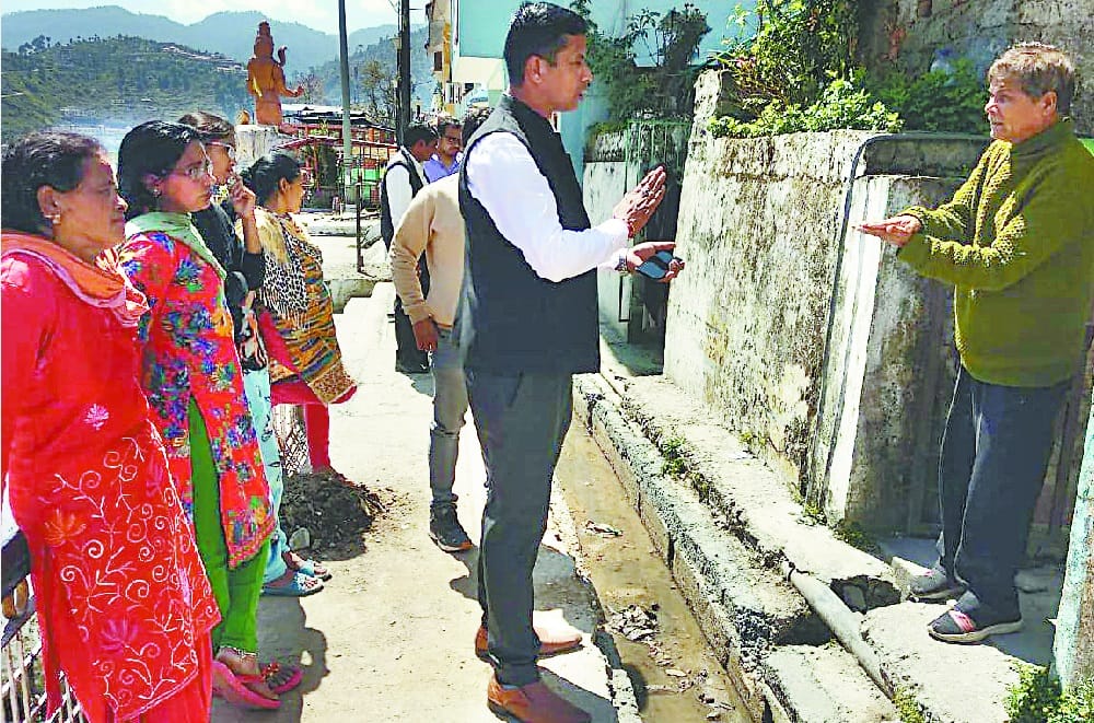 Households sewering in river caught with Neel's solution