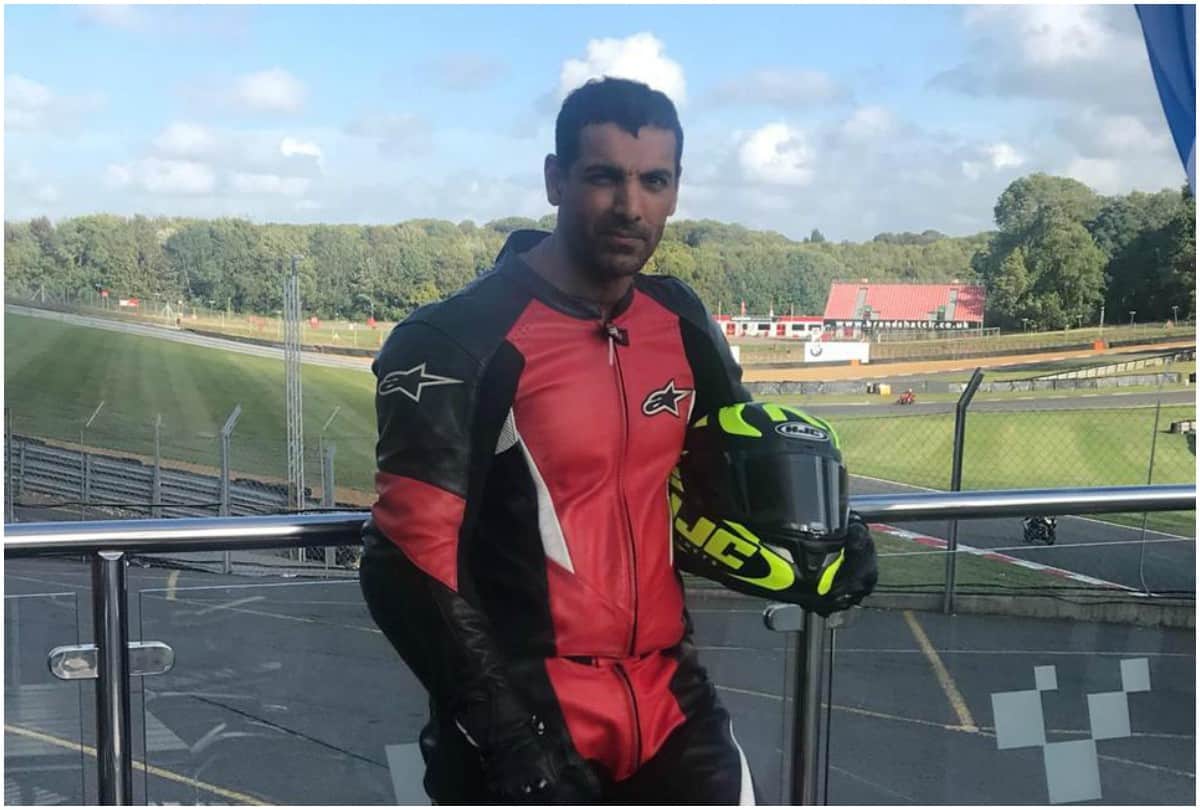 john abraham was called slumdog millionaire and actor replied