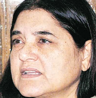 गांधी परिवार को घेरने के लिए मेनका को सुल्तानपुर भेजा