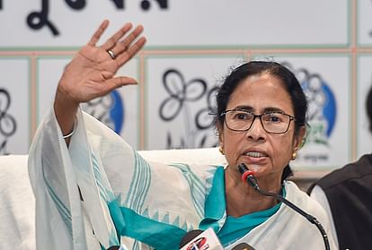 Lok sabha chunav 2019: Mamata Banerjee hits out at EC and Modi-Shah