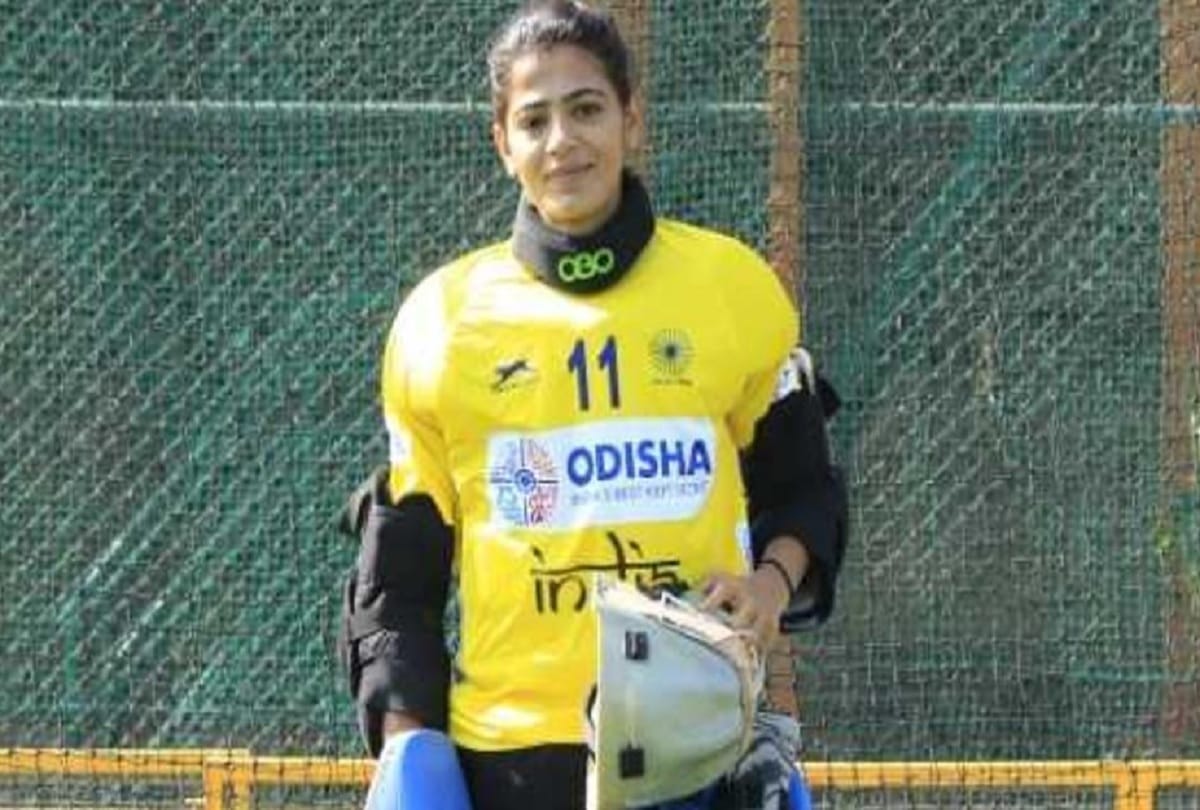 Goalkeeper Savita to lead Indian womens hockey team in Malaysia tour