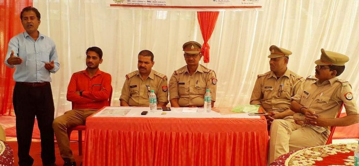 मानव तस्करी रोकने के लिए किया जागरूक