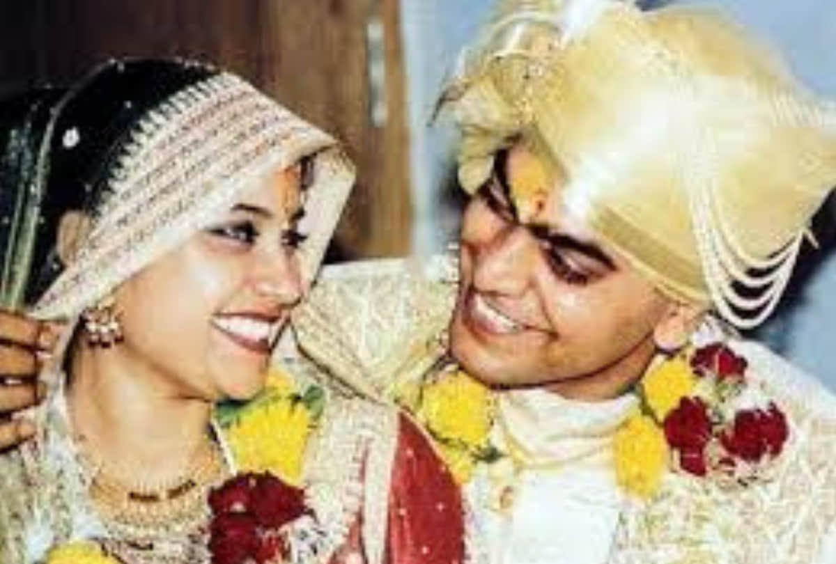 Ashutosh Rana and Renuka Shahane Celebrated 19th Wedding Anniversary During Lockdown