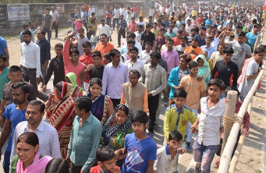 Lok sabha elections 2019 heavy crowd in pm narendra modi rally in rudrapur police panic