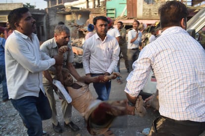 Oxygen cylinder blast and killed men in jaunpur