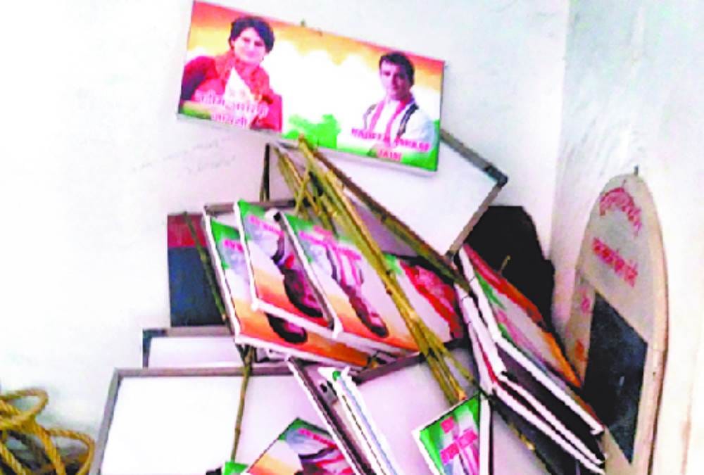 lok sabha election 2019 : code of conduct violated in priyanka gandhi's welcome case against 65