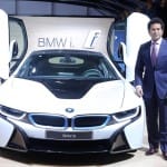sachin tendulkar with bmw i8-1