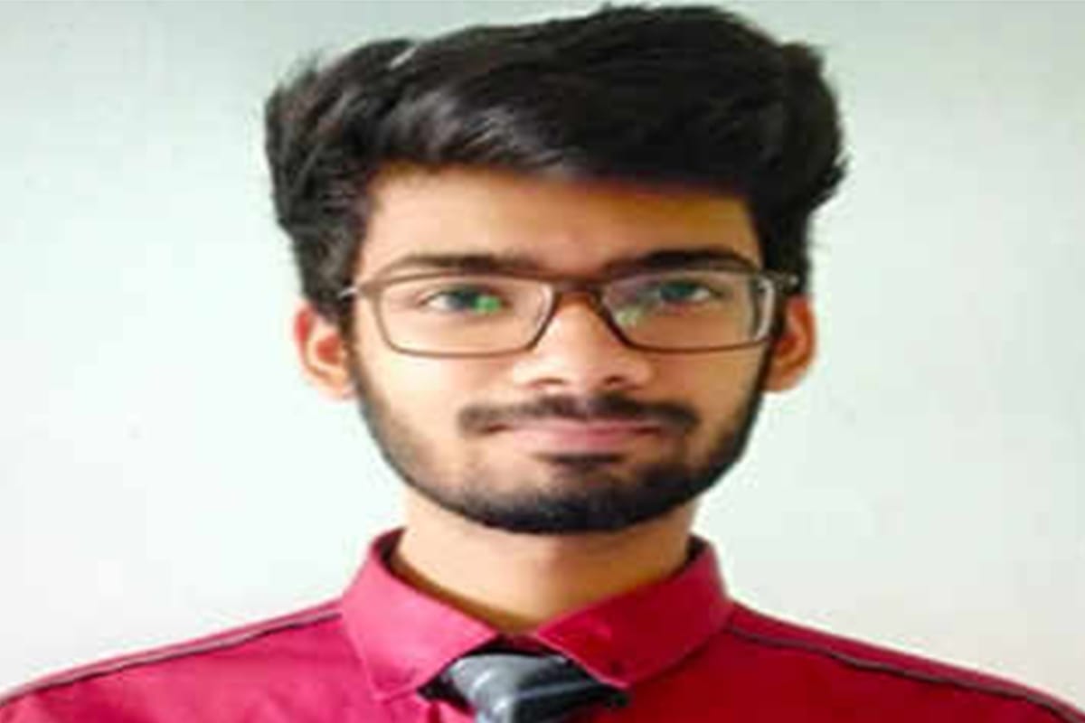 21 year old mumbai lad got Rupees 1.2 crore job at Google London office