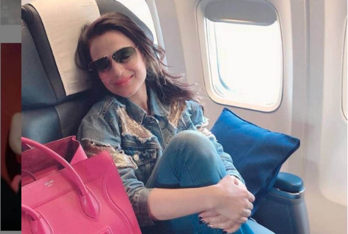 Ameesha Patel Car Accident fake News viral on social media