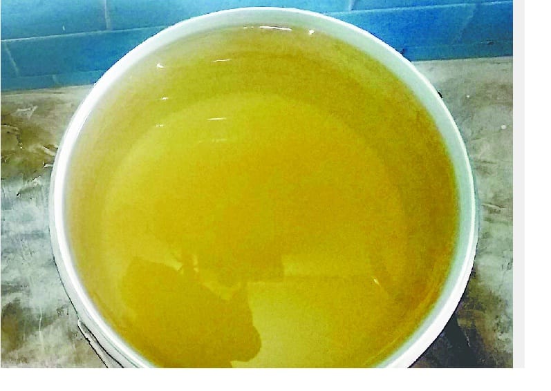 Mud water coming in many houses in Tilkhukari area