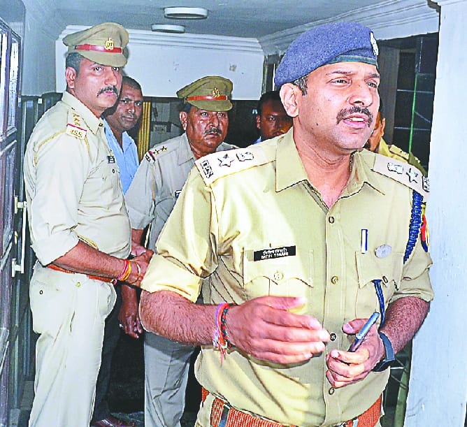 SSP sought the records of Mukut Mahal