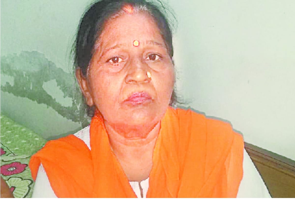 loot  from three ladies in lucknow
