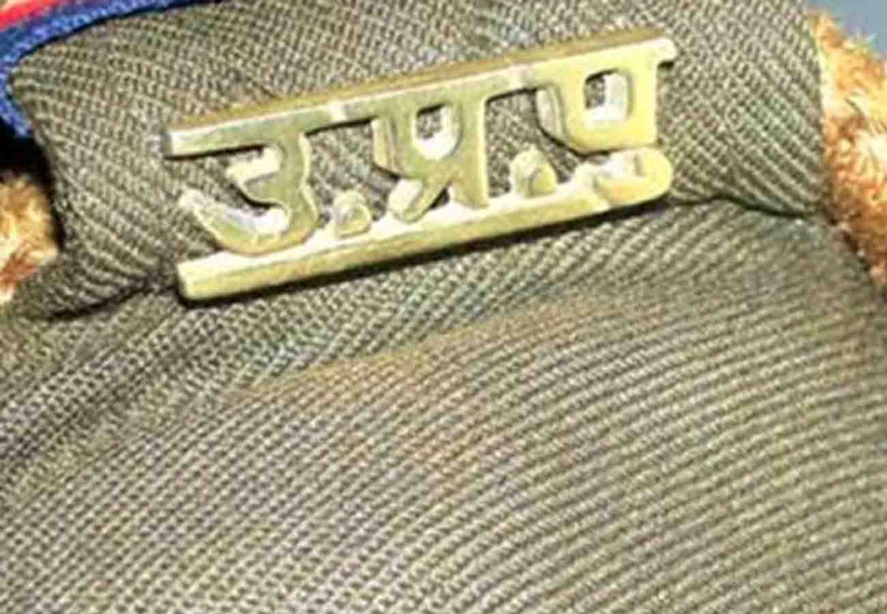 34 lakhs caught from security service company's cash van