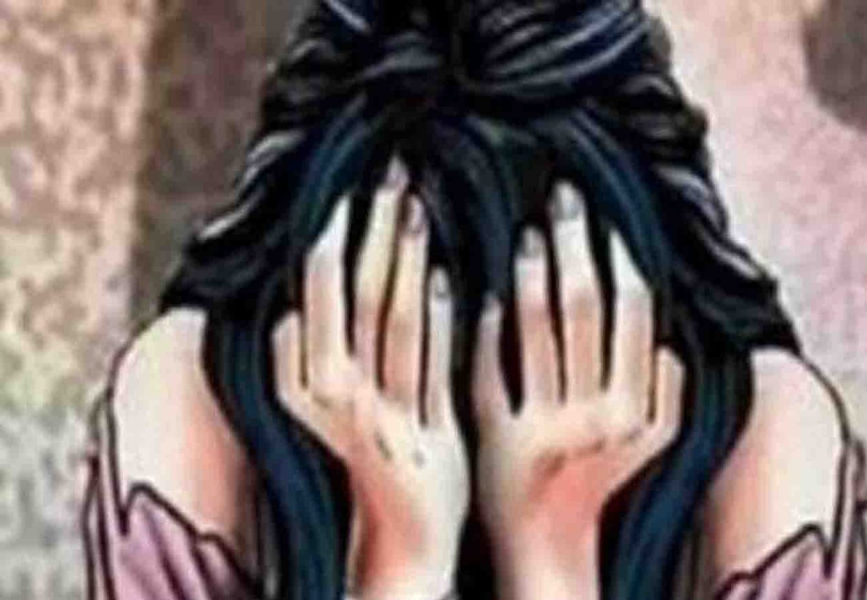 Misdeed with schoolgirl in hardoi