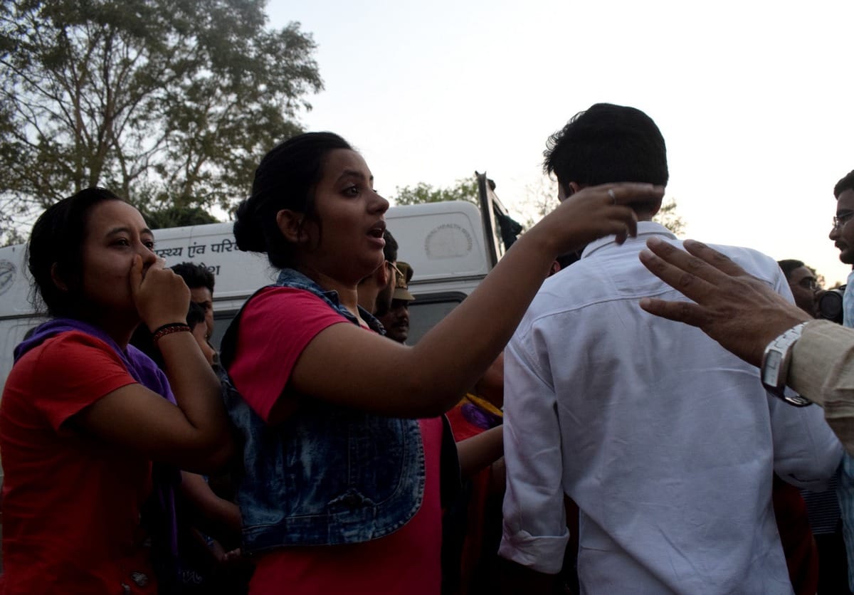 Oxygen cylinder blast killed six person in jaunpur
