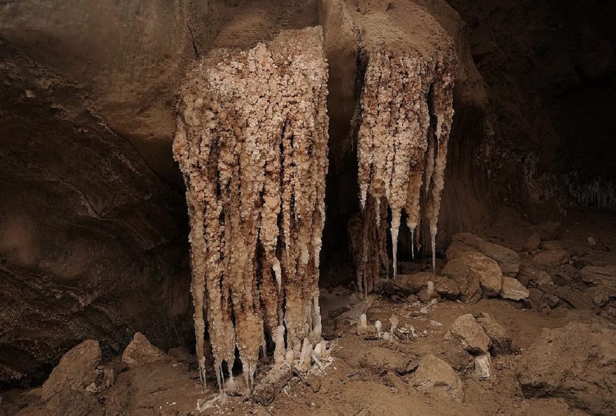 world's longest salt cave found in israel cave explorers it is malham cave in mount sedom