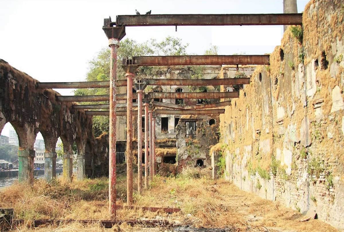 bollywood film shoot location mukesh mill is shut down by BMC