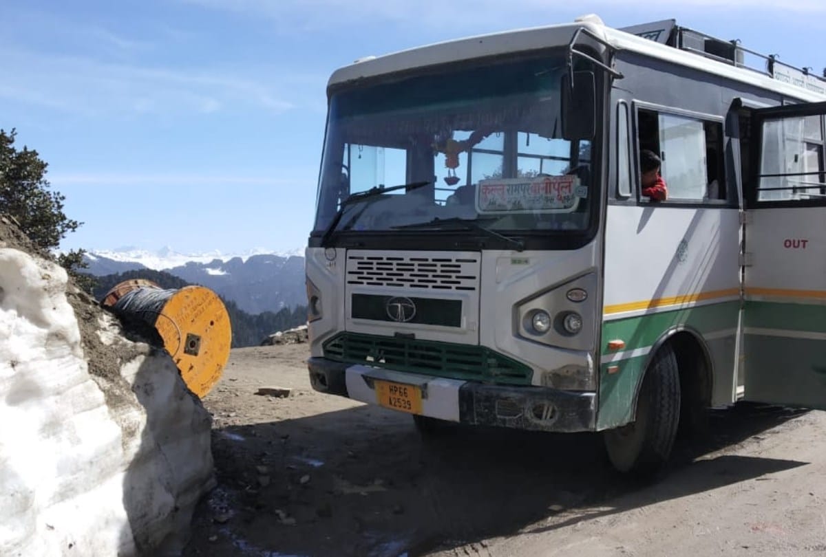 Jalori Pass Restored After Three Months Closed Due To Heavy Snowfall in Kullu Himachal Pradesh